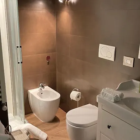 Frank Host Roma Lux , Metro A A 50 M, Simple Check-In Con Codice A Qualsiasi Orario Apartment Exterior photo