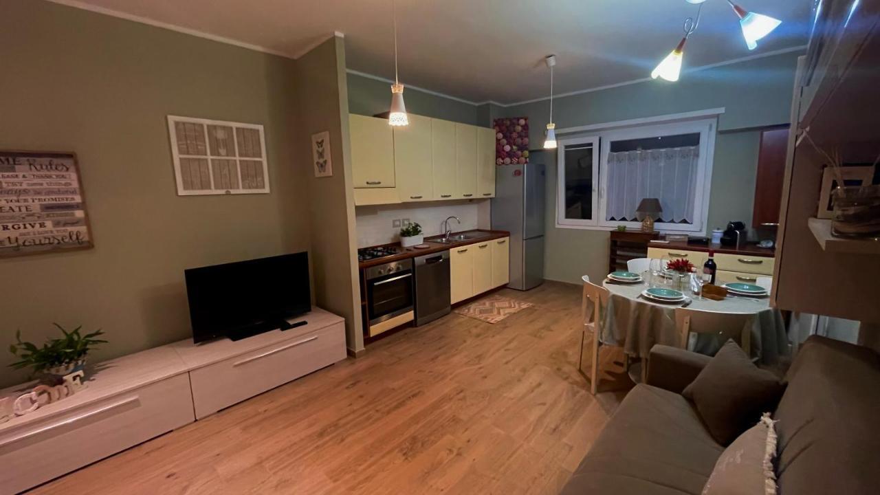 Frank Host Lux , Metro A A 50 M, Simple Check-in Con Codice A Qualsiasi Orario Apartment *